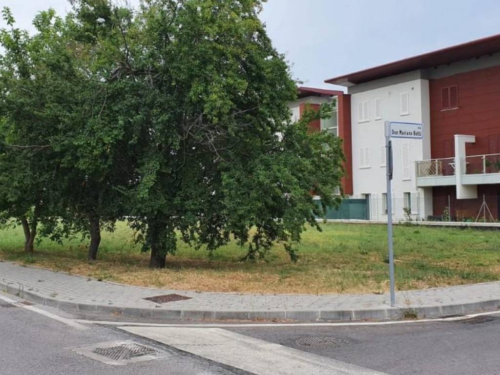 Terreno a Fano in Strada Comunale del Cimitero Rosciano - Foto 4