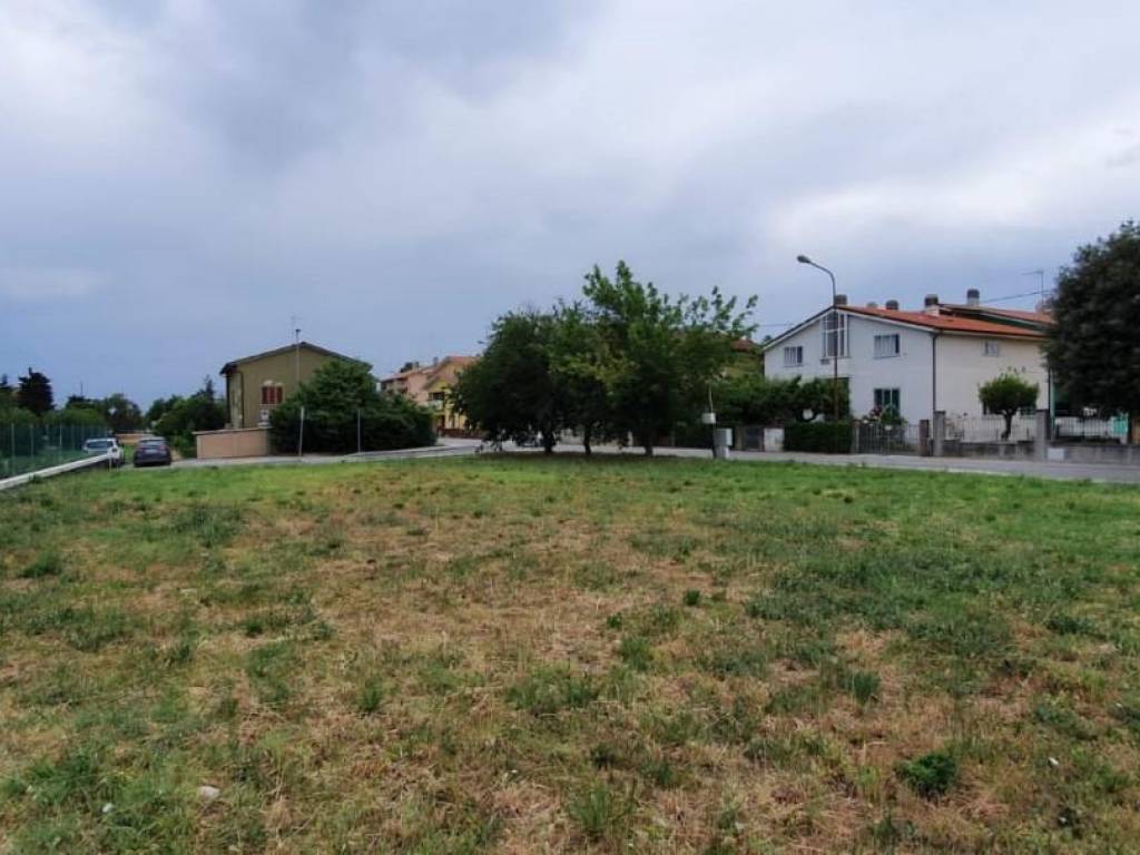 Terreno a Fano in Strada Comunale del Cimitero Rosciano - Foto 5