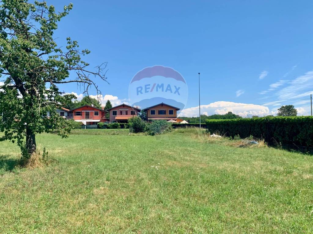 Terreno a Cerrione in Via XXV Aprile - Foto 2