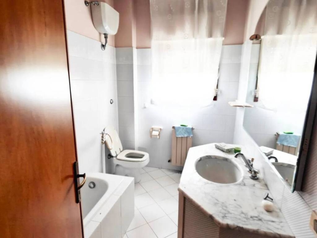 Appartamento a Montevarchi in Viale Giacomo Matteotti - Foto 4