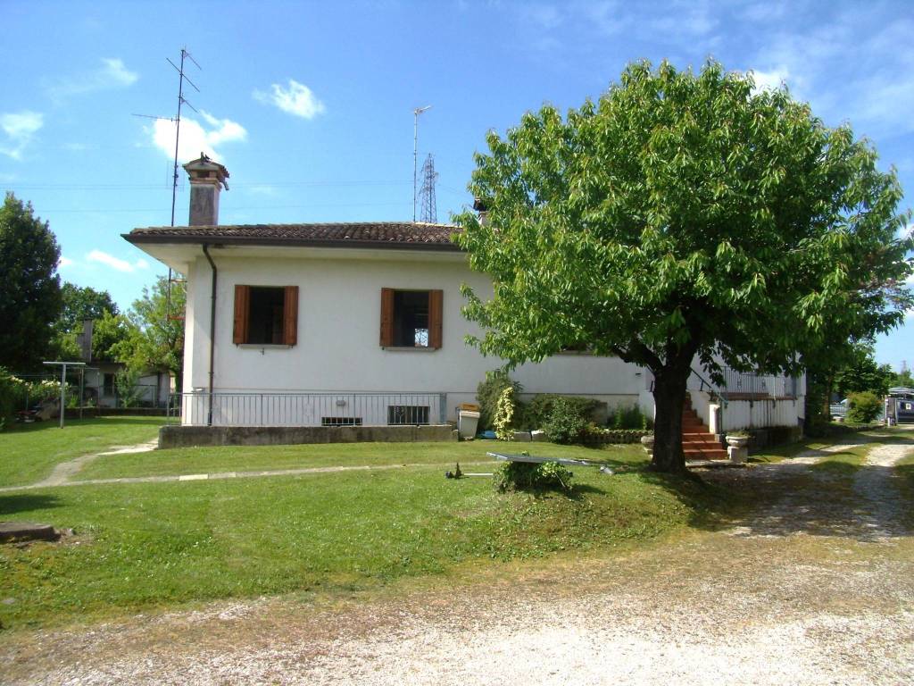 Villa a Sacile in Via San Francesco, 13 - Foto 2