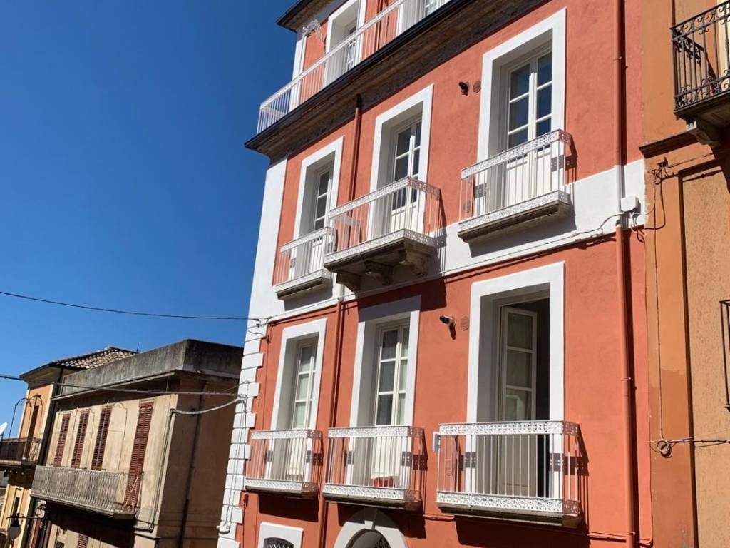 Palazzo / stabile a Vibo valentia in Via Vito Capialbi, 17 - Foto 2