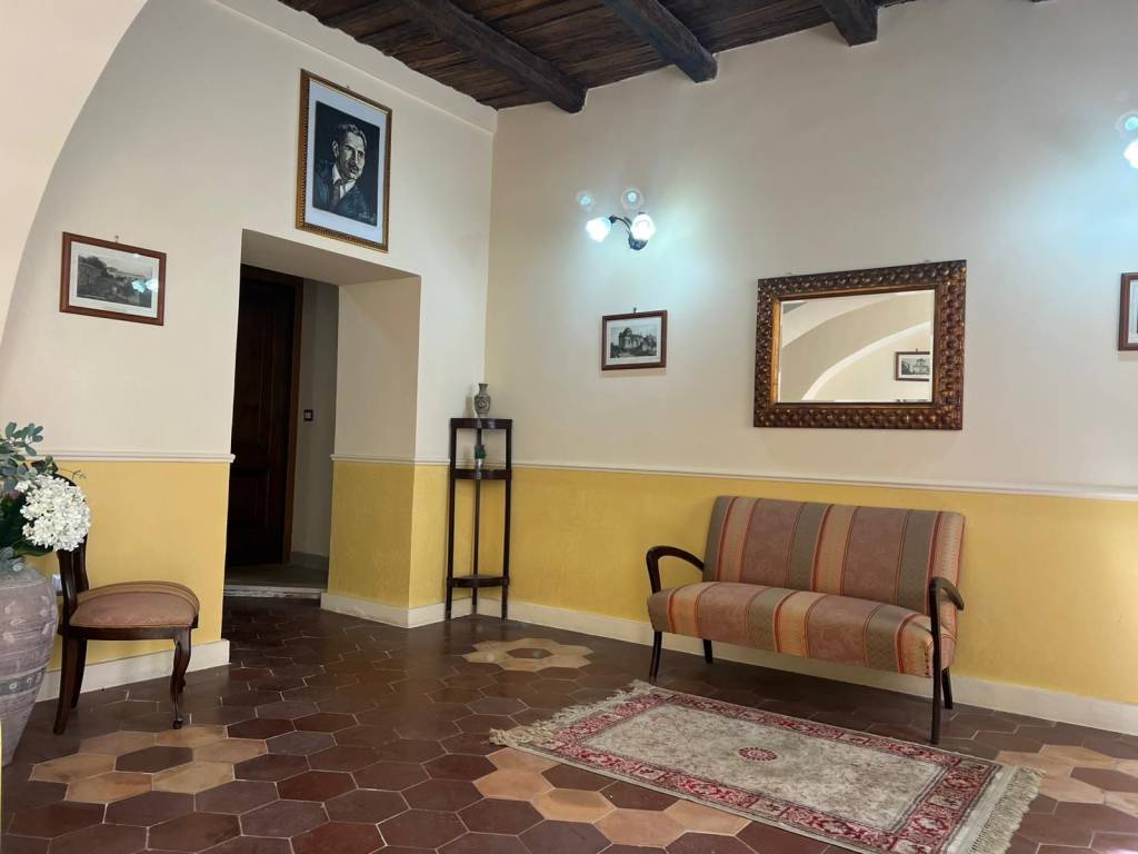 Palazzo / stabile a Vibo valentia in Via Vito Capialbi, 17 - Foto 5