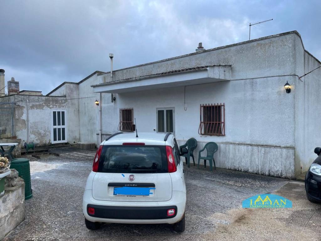 Villa a Ceglie messapica in Contrada Donna Lucrezia - Foto 2