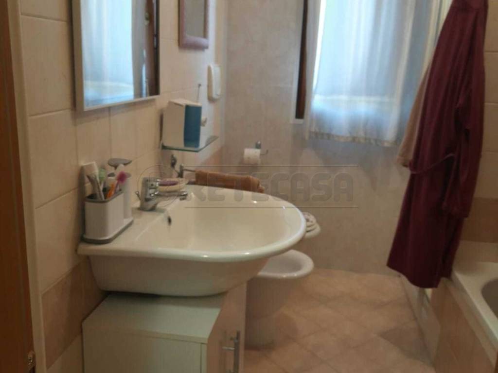 Appartamento a Montecchio maggiore in Via Adige - Foto 5