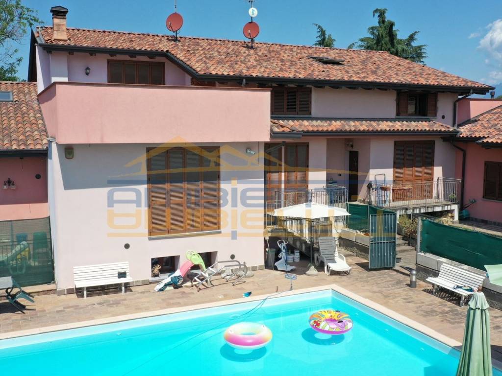 Villa a Robbiate in Via Novarino - Foto 5