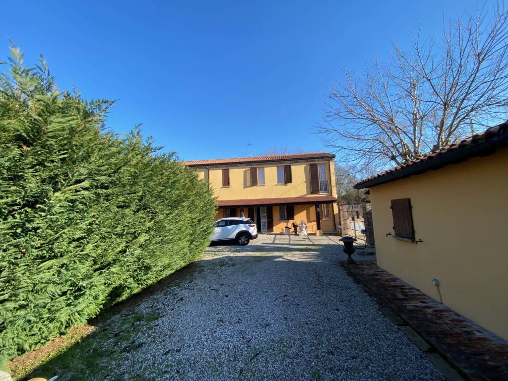 Villa a Ferrara in Via Vallicelle, 27 - Foto 3
