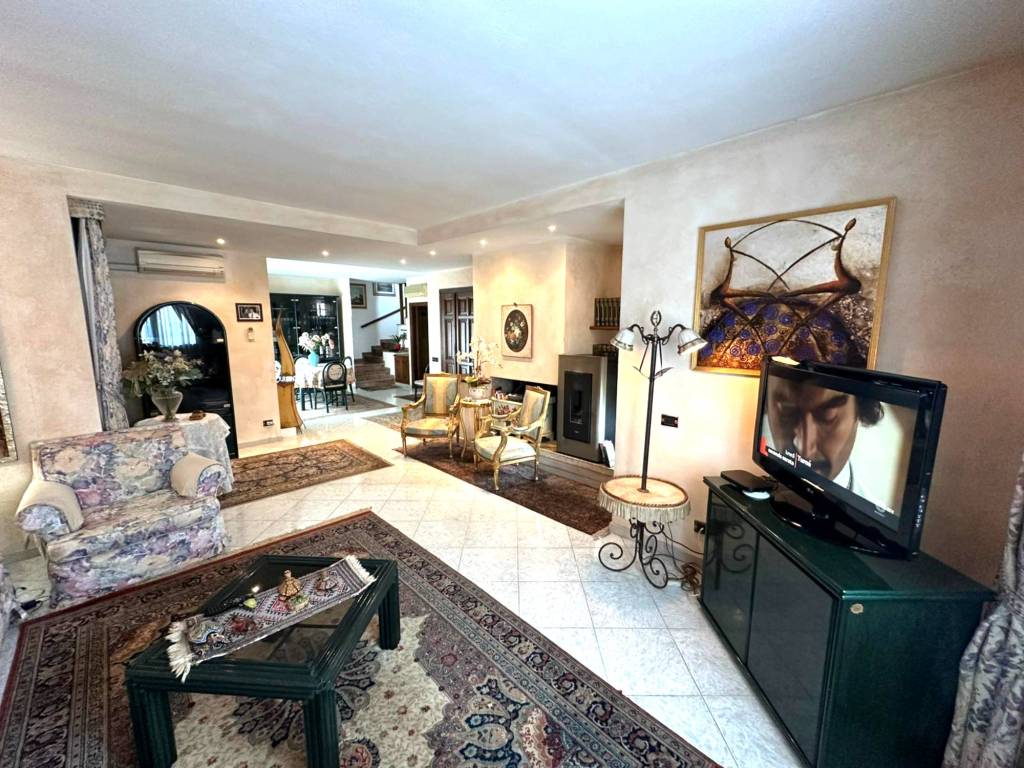 Casa indipendente a Arzachena in Via Amsicora - Foto 3