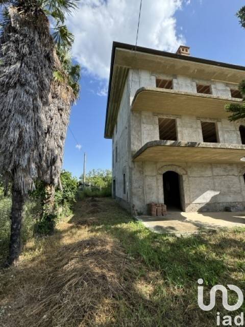 Palazzo / stabile a Roseto degli abruzzi in LocalitÃ Pagliare - Foto 2