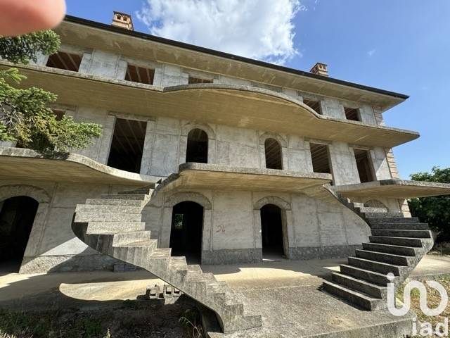 Palazzo / stabile a Roseto degli abruzzi in LocalitÃ Pagliare - Foto 3