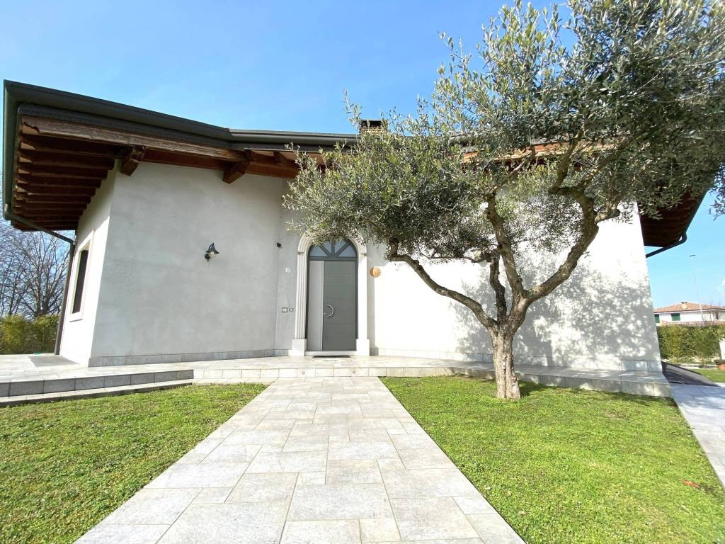 Villa a Legnago in Via Ludwig van Beethoven - Foto 2
