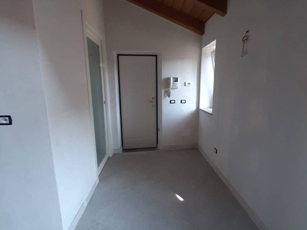 Attico / mansarda a Lodi in Via Giuseppe Garibaldi, 63 - Foto 2