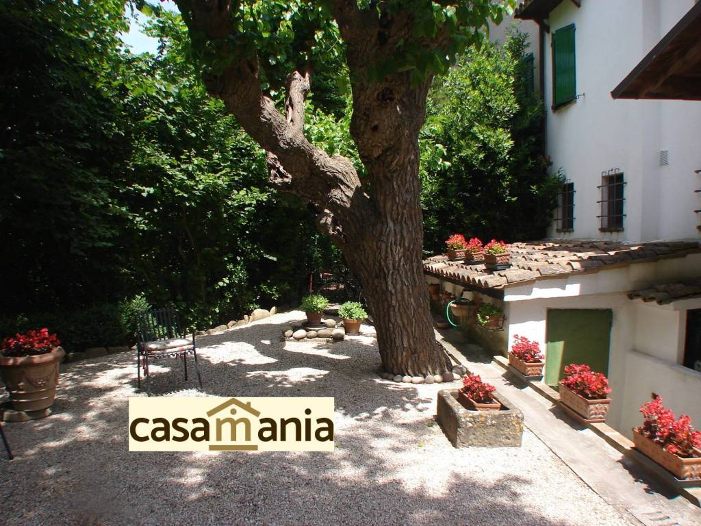 Villa a Pergola in Viale della Rimembranza, 14 - Foto 2