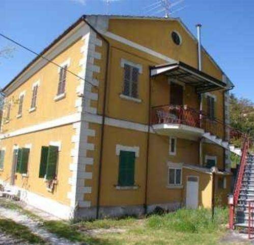 Villa a Pergola in Localita Bellisio Solfare - Foto 2