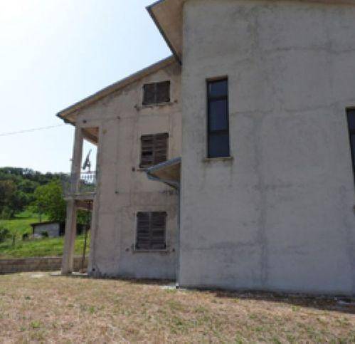 Villa a Frontone - Foto 2