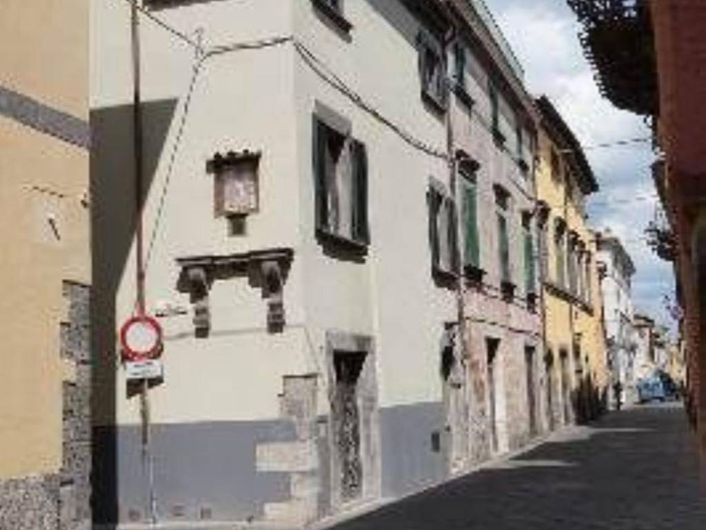 Appartamento a Bagnoregio in Corso Giuseppe Mazzini s.n.c - Foto 3