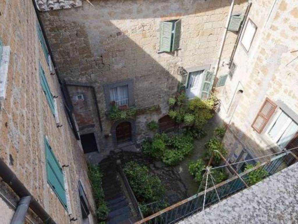 Appartamento a Bagnoregio in Corso Giuseppe Mazzini s.n.c - Foto 4