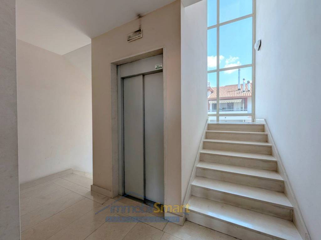 Appartamento a Trentola-ducenta in Via dei Tulipani, 13 - Foto 2