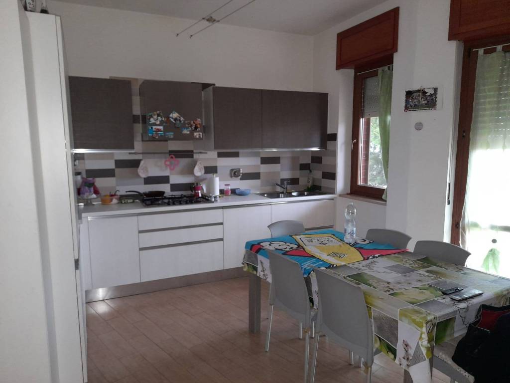 Appartamento a Calosso in Piazza Sant'Alessandro - Foto 2