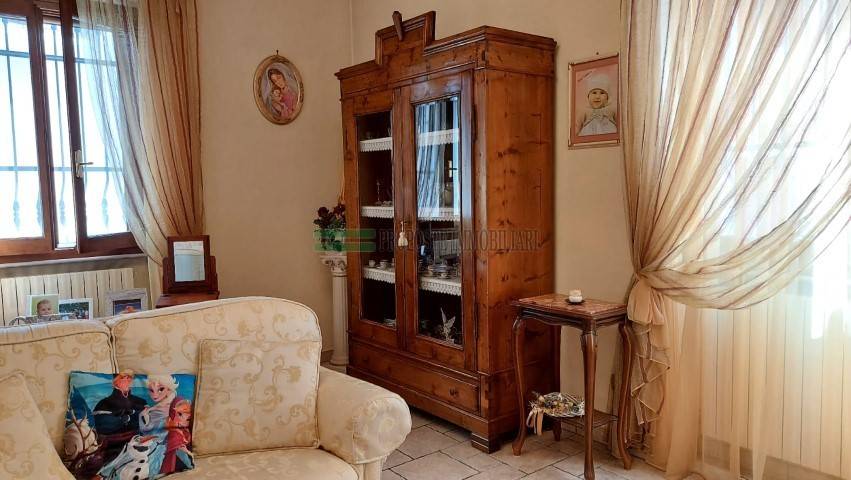 Casa indipendente a Ome in Via Guglielmo Marconi - Foto 5