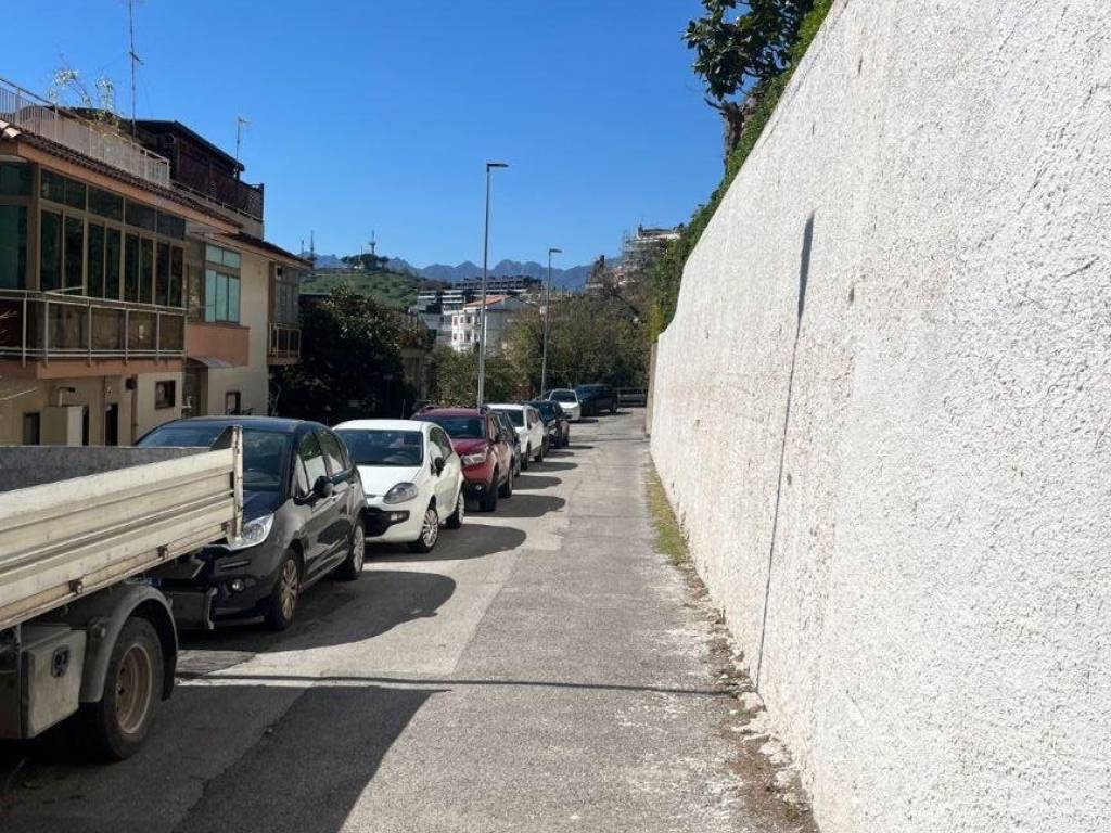 Appartamento a Salerno in Viale delle Acacie - Foto 4
