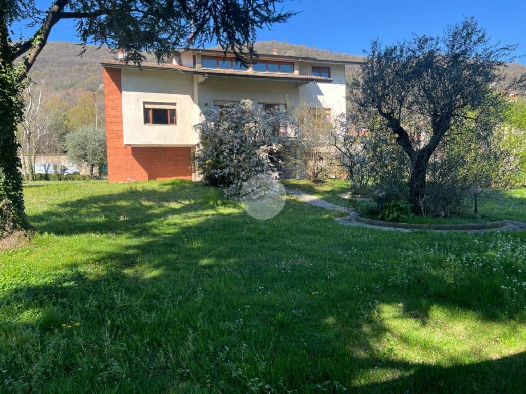 Villa a Corte franca in Via Alessandro Manzoni, 28 - Foto 4