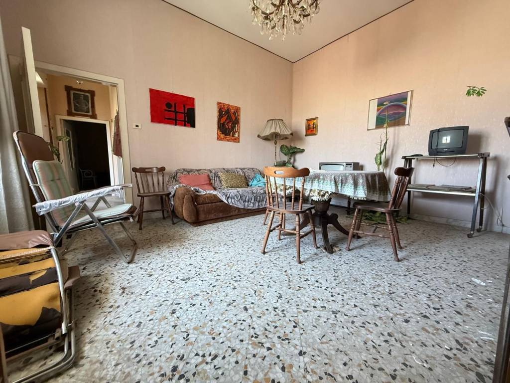 Appartamento a Caserta in Via Vincenzo Altamura, 2 - Foto 2