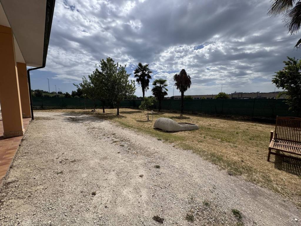 Villa a Castelfidardo in VIA DELLE FISARMONICHE, 41 - Foto 4