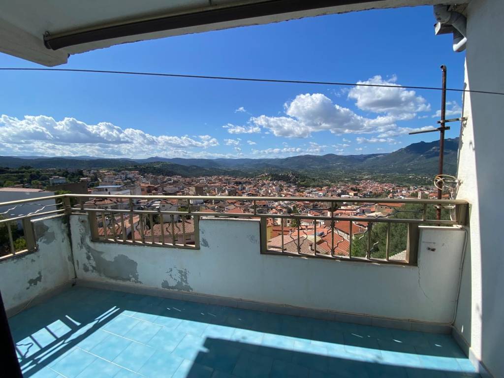 Appartamento a Oliena in Via Monte Limbara - Foto 4
