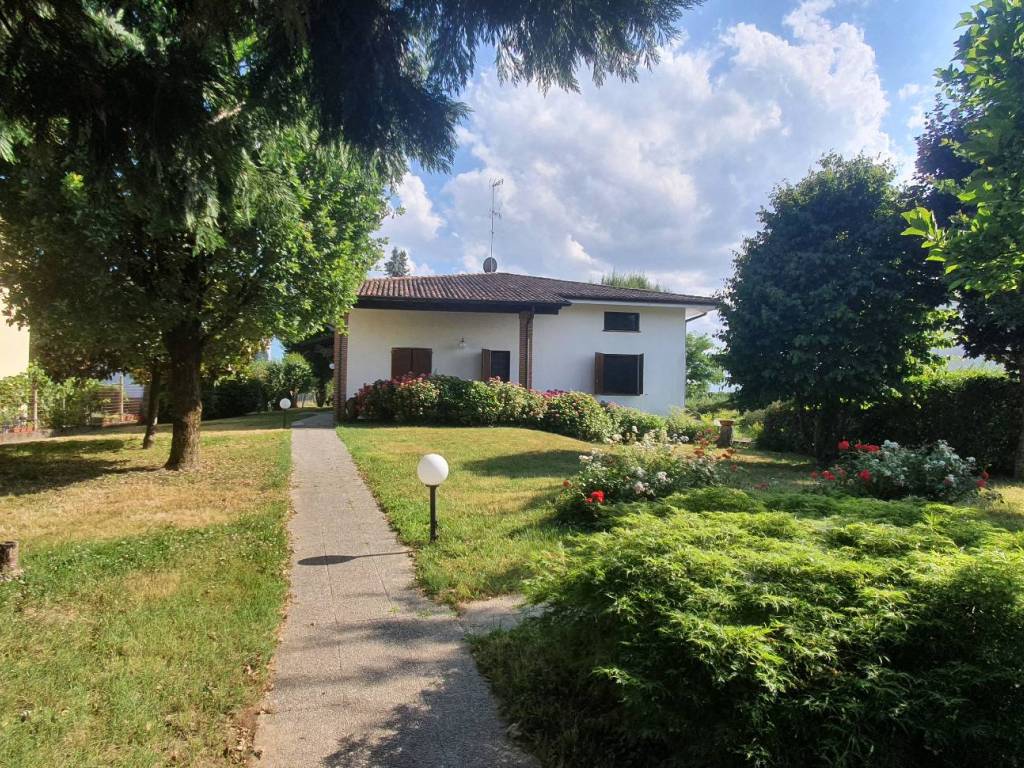 Villa a Castelnuovo bocca d'adda in Via Piave, 37 - Foto 5