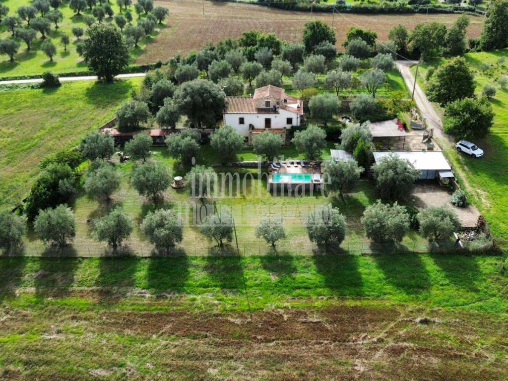 Rustico / casale a Manciano in Strada Vicinale del Saragiolo - Foto 3