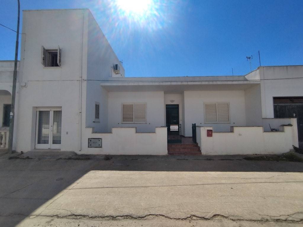 Casa indipendente a Ugento in Via Aleardo Aleardi, 12 - Foto 2