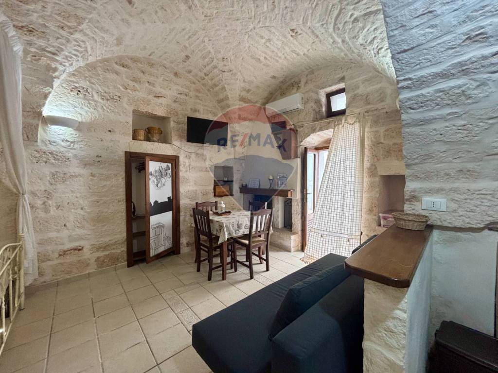 Casa indipendente a Ceglie messapica in Via Mancini, 22 - Foto 2