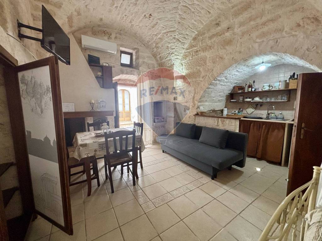 Casa indipendente a Ceglie messapica in Via Mancini, 22 - Foto 3