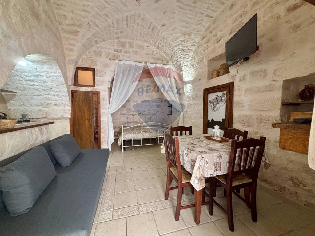 Casa indipendente a Ceglie messapica in Via Mancini, 22 - Foto 4
