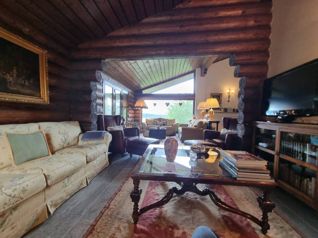 Villa a Amblar-don in Via Trento, 8 - Foto 3