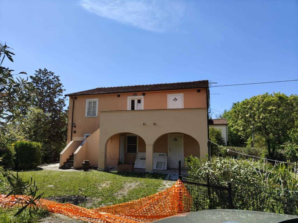 Villetta a schiera a Castelnuovo magra - Foto 2