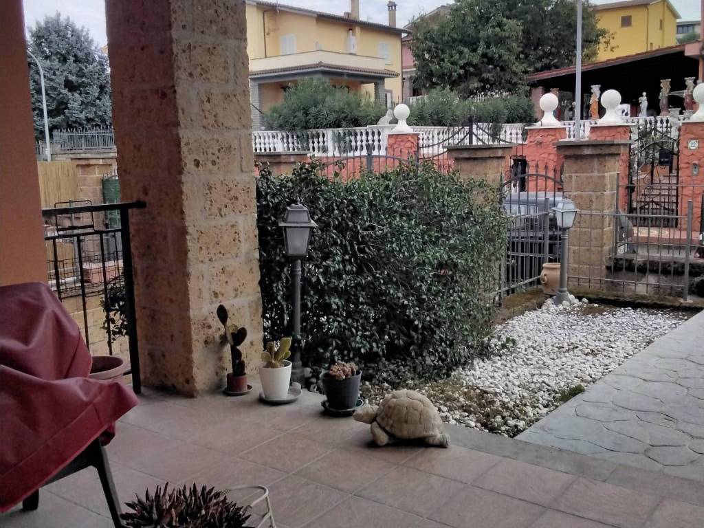 Villa a Monterosi in Via degli Oleandri - Foto 3