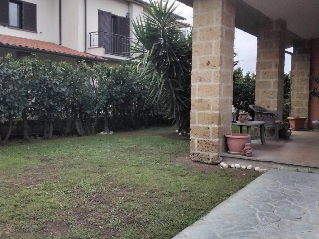Villa a Monterosi in Via degli Oleandri - Foto 4