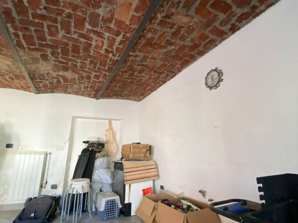 Appartamento a Roccasparvera in Via Stefano Viale - Foto 5