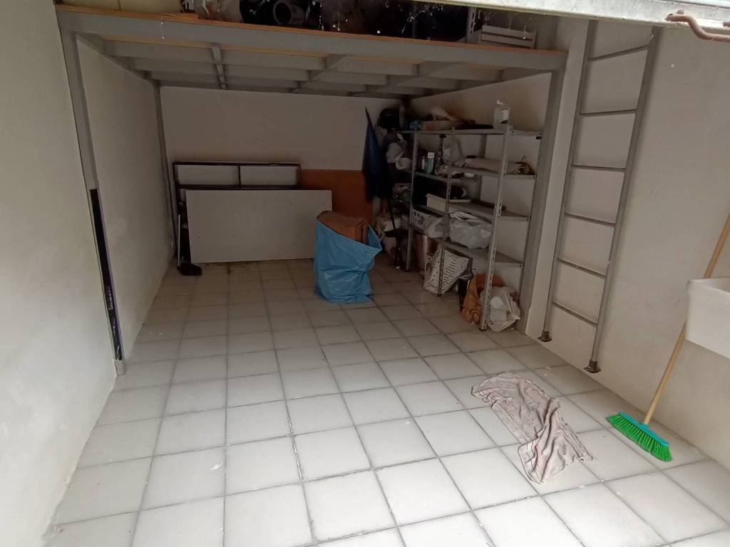 Box / garage a Foggia in Via dei Carbonari Dauni, 8 - Foto 3