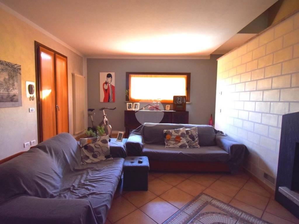 Villa a Castiglione delle stiviere in Via Casino Pernestano, 45 - Foto 5