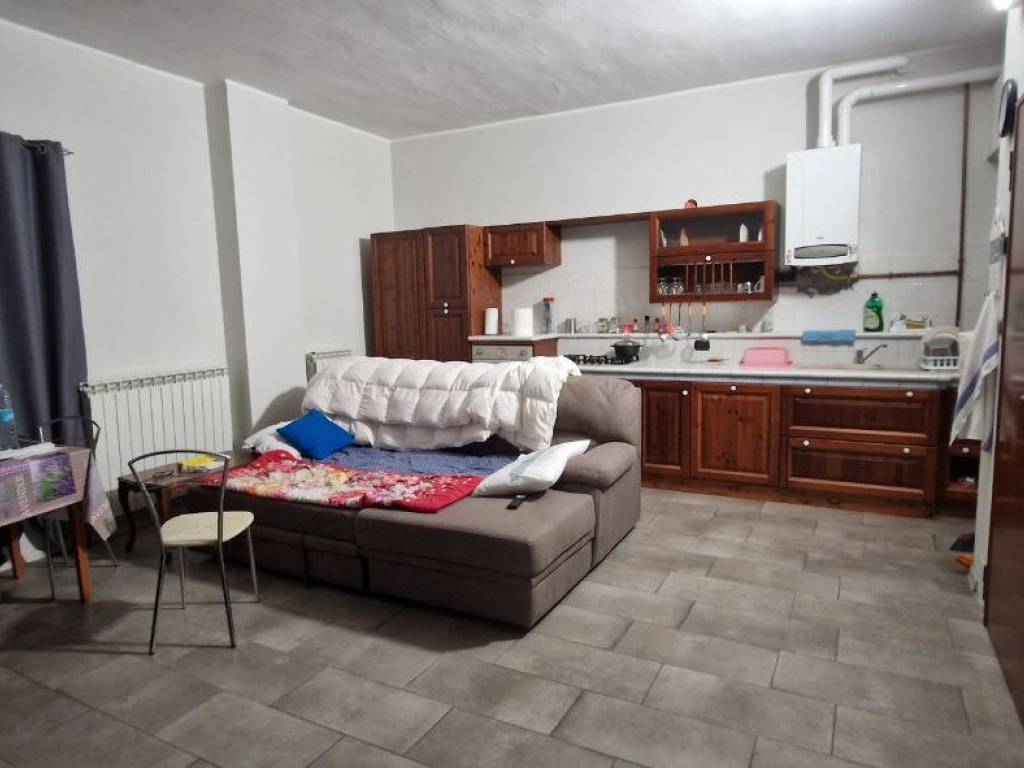 Appartamento a Venegono inferiore in Via Alessandro Manzoni, 23 - Foto 5