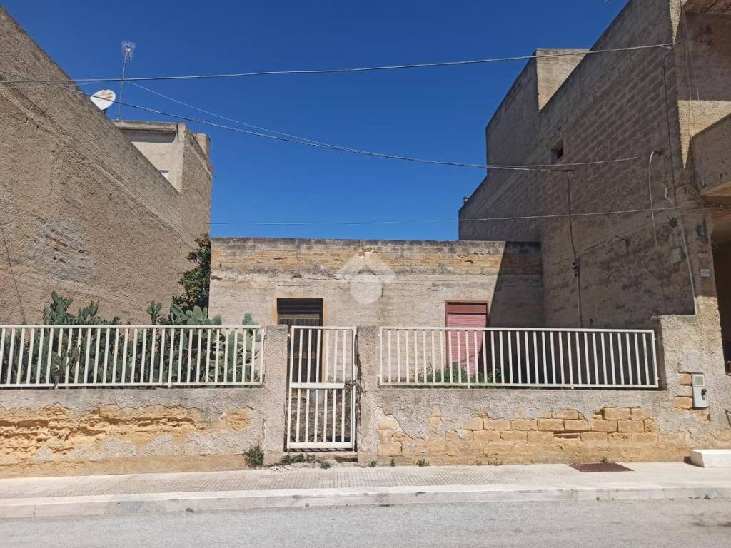 Casa indipendente a Mazara del vallo in Via delle Lettere, 24 - Foto 2