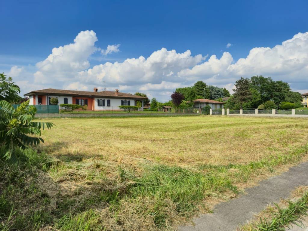 Terreno a Bertonico in Via Papa Giovanni XXIII - Foto 4