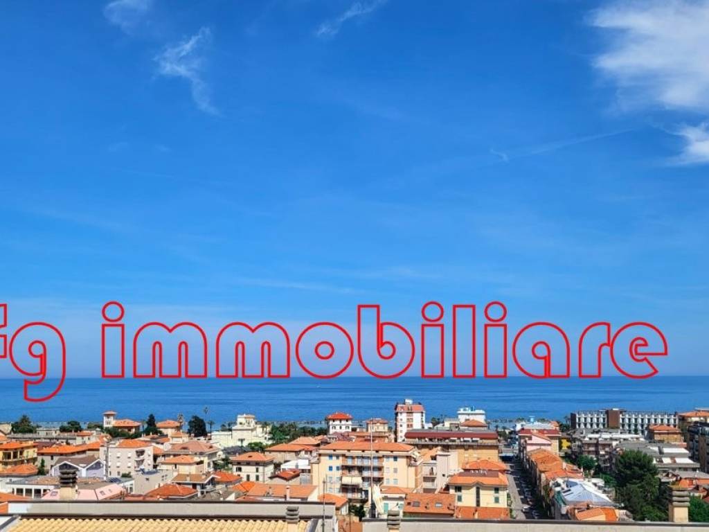 Attico / mansarda a Grottammare in Via Francesco Cilea - Foto 2