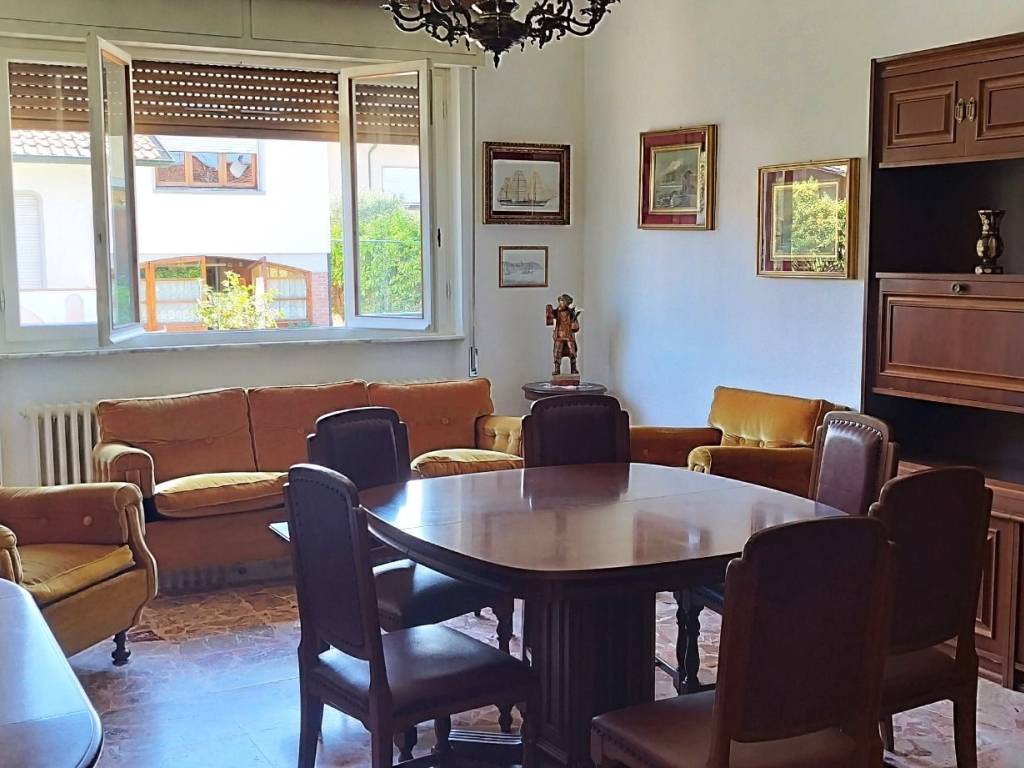 Villa a Viareggio in Via Degli Ontani - Foto 3