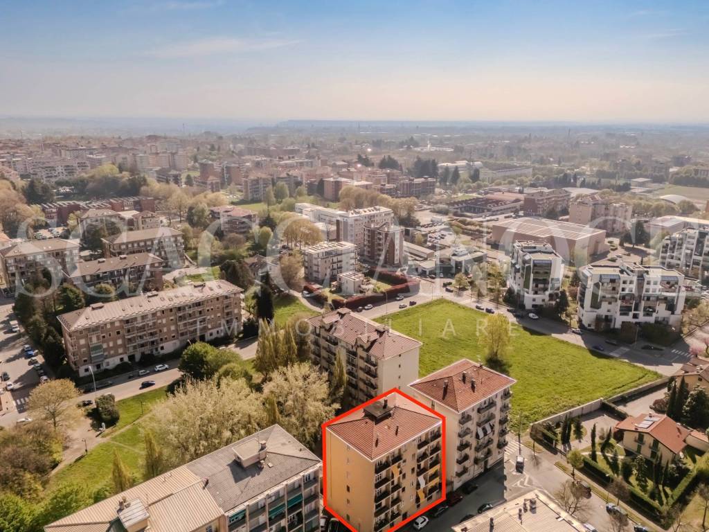 Appartamento a Biella in Via Augusto Vialardi di Verrone, 11 - Foto 2