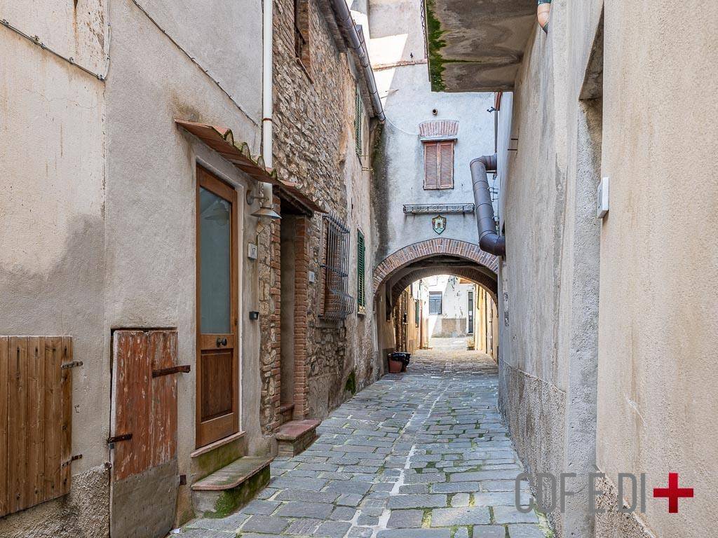 Appartamento a Monterotondo marittimo in Vicolo Cervo - Foto 2