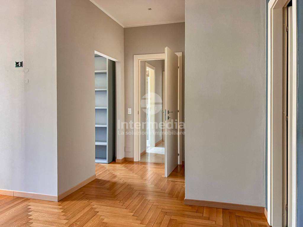 Appartamento a Brescia in Via Luigi Einaudi, 26 - Foto 3